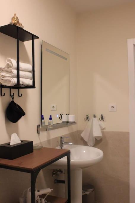 Encanto Celta, Super Centrico Con Parking Incluido Avila Exterior photo